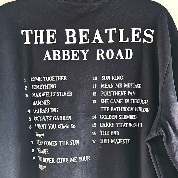 NWT Hybrid The Beatles Abbey Road Album Songs Black Crewneck Sweater L - Picture 9 of 15
